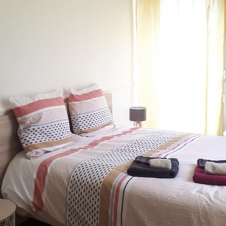 Appartement 3 Chambres 5 Couchages Versailles Buitenkant foto